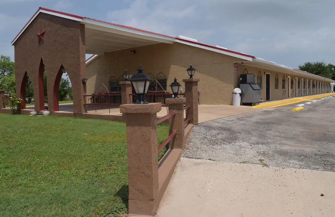 Albany Inn & Rv Campground-1